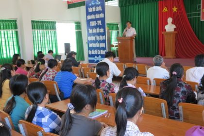 Lễ Khai giảng Khóa Bồi dưỡng tiếng Anh và Khóa Bồi dưỡng Phương pháp Giảng dạy cho Giáo viên Tiểu học ở tỉnh Vĩnh Long